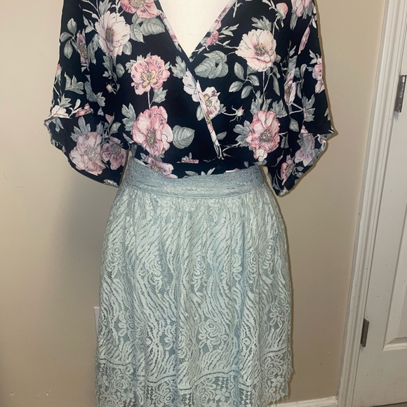 From Office to Night Out. From ‘Fessionsal to Fun.. - Picture 2 of 3